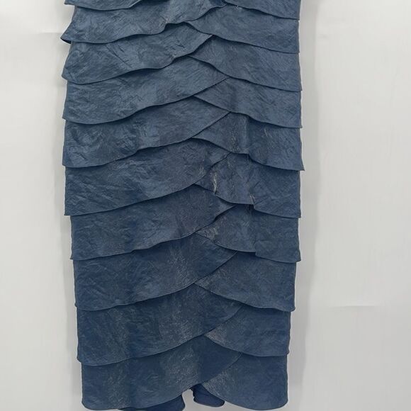 Adrianna Papell Gray Tiered Shimmer Cocktail Dress - Picture 3 of 10